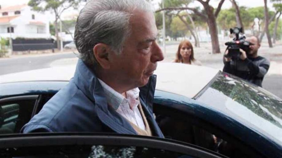 Prisão domiciliária de Ricardo Salgado trocada por caução de 3 milhões