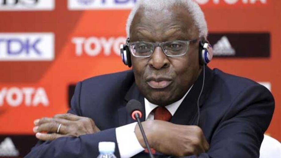 COI suspende Lamine Diack de membro honorário
