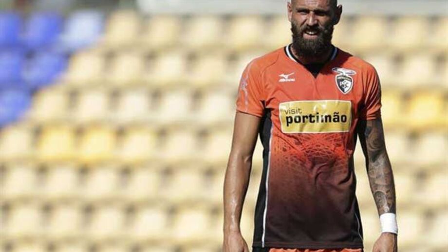Ivo Nicolau, Carlos e Theo Ryuki de regresso