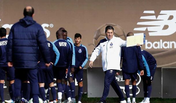 Evandro e Bueno à vista no FC Porto