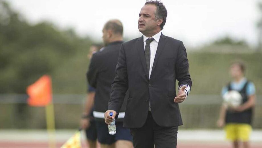 Clube instala torniquetes no estádio