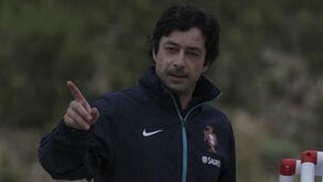 Jo&atilde;o Aroso chama mais portistas do que benfiquistas para est&aacute;gio