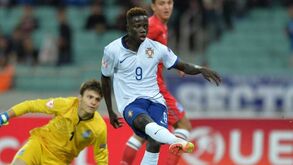 José Gomes na senda de Rooney, Veloso ou Fàbregas