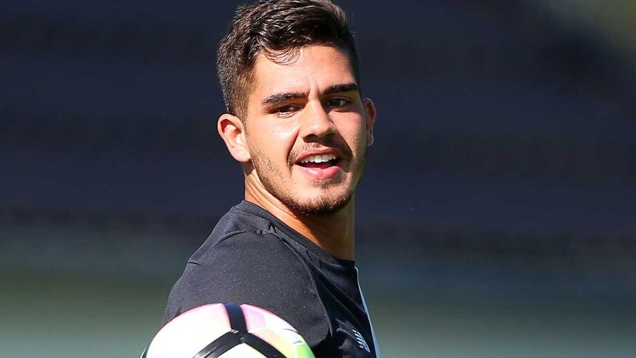 Nuno volta a apostar em dois avançados