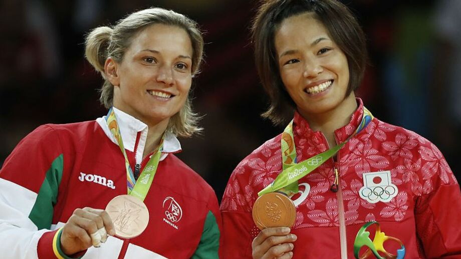 Telma conquista a medalha que lhe faltavaem dia de história para Marcos Freitas