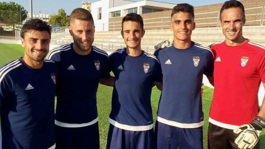 Juvenil no treino do Cova da Piedade