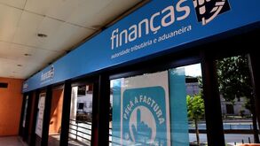 Fisco quer investigar contratos entre clubes e jogadores portugueses