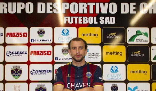 Bressan no Chaves até ao fim da época