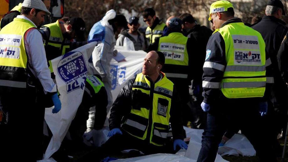 Quatro mortos e 15 feridos em ataque com camião em Jerusalém