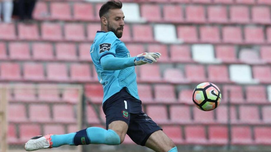 Defendi (na foto) tem novo treinador