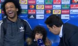 Marcelo estava a ser entrevistado... mas a estrela foi o seu filho