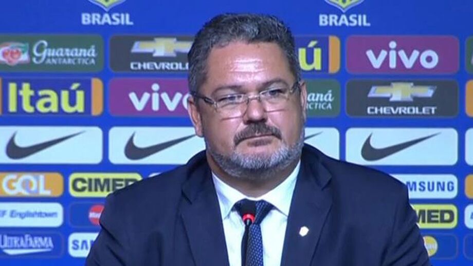 CBF afasta Rogério Micale das seleções jovens