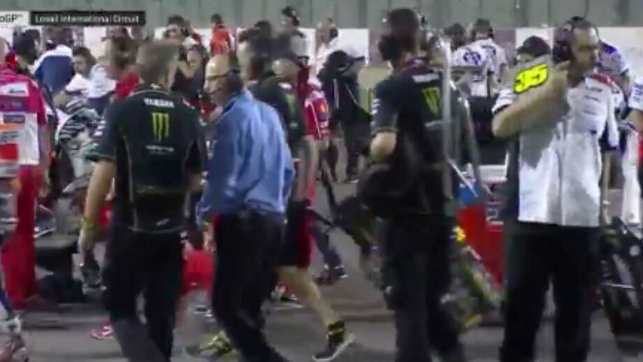 Moto GP: Chuva retarda partida do Grande Prémio do Catar
