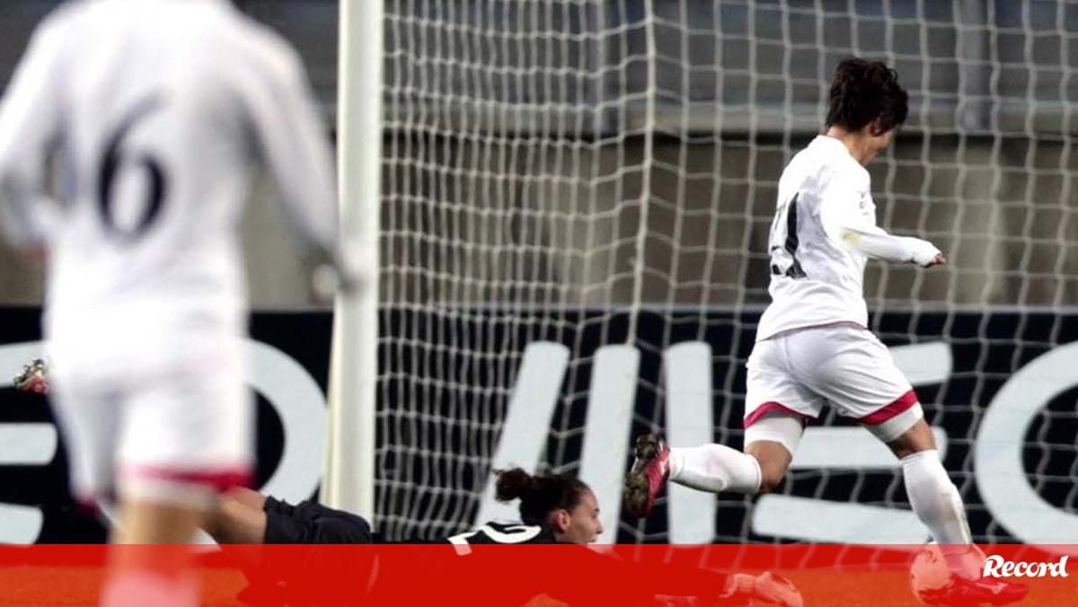 Sele Es De Futebol Feminino Das Duas Coreias Empatam Em Jogo Hist Rico