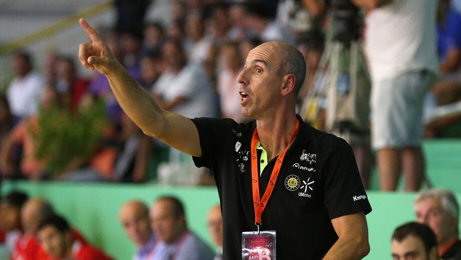 Benfica garante Resende
