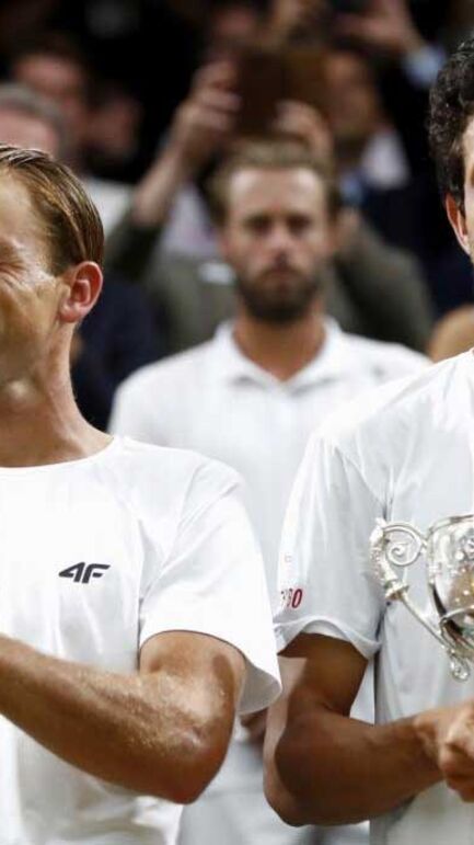 Federer tenta recorde de oito títulos em Wimbledon Federer tenta recorde de oito títulos em Wimbledon