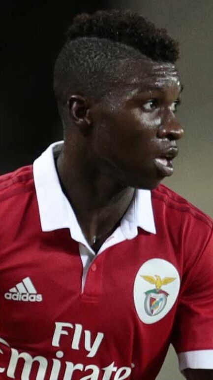 Resultado de imagem para buta benfica
