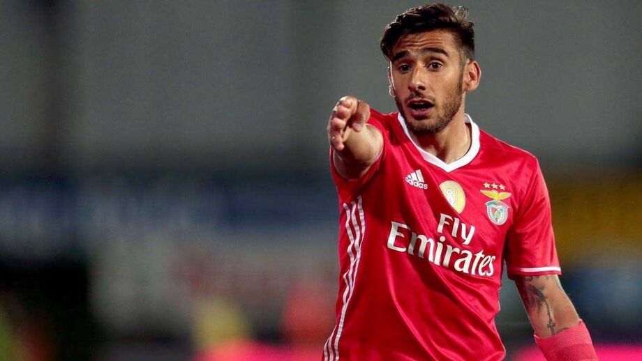 «Houve vários clubes que me ligaram pelo Salvio»