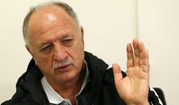 Scolari já fala de Paulinho como jogador do Barcelona