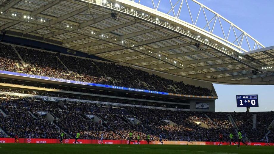 Dragões já venderam 30 mil bilhetes para a estreia na Liga