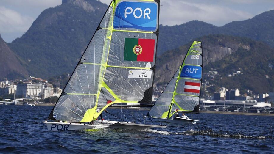 Portugueses terminam em 12.º no Mundial de 49er