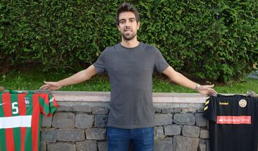 Pedro Vasconcelos: Um jogador, dois emblemas