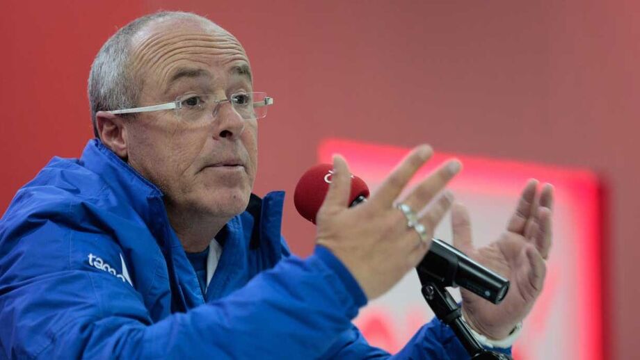Quinteto de equatorianos foi para a farra após jogo com o Chile e pagou caro por isso