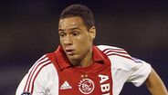 49.º - Van der Wiel: Ajax (Após cinco anos bem sucedidos a nível sénior, no clube que o formou, transitou para o PSG, onde esteve quatro épocas. Jogou no Cagliari, após uma má experiência no Fenerbahce, e representou a seleção holandesa por 46 ocasiões, tendo estado presente no Mundial'2010 e no Euro'2012. No ano passado representou o Toronto FC