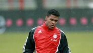 9.º - Breno: São Paulo (Chegou ao Bayern Munique mas não convenceu. Esteve preso, o que lhe atrasou a carreira, e voltou ao Brasil, onde representa o Vasco da Gama.)