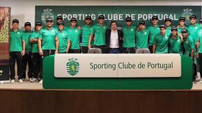Sporting perde com o Corinthians por 3-2