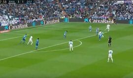 Cristiano Ronaldo com assistência mágica para Modric