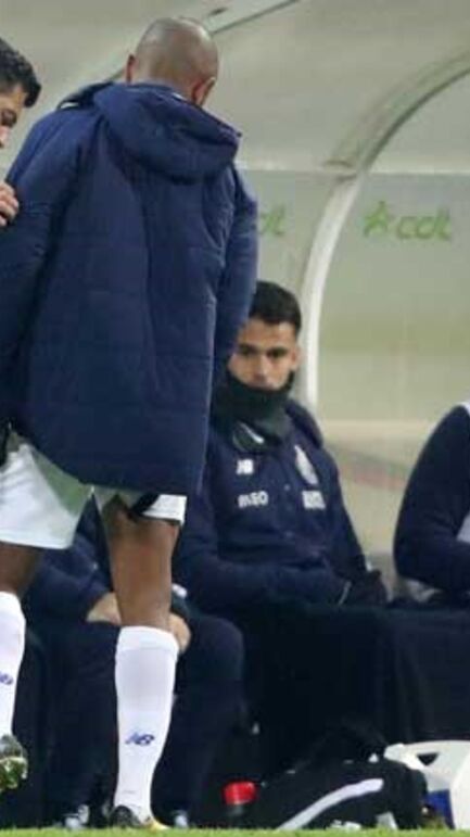Brahimi e Marega em treino de recuperação — FC Porto