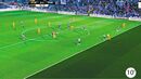 <strong>Jorge Faustino (certo) </strong><br /><br /><strong>nem um, nem outro.</strong> Nenhum dos ‘suspeitos’ está em fora-de-jogo. Boa decisão do árbitro assistente, pois num primeiro momento Soares não está em posição irregular, tal como Marega, posteriormente, também não se encontra em fora-de-jogo<br /><br /><strong>Marco Ferreira (certo)</strong><br /><br /><strong>tudo legal.</strong> Boa decisão. Soares estava atrás da linha defensiva adversária na altura do passe do colega acabando depois por fazer o cruzamento para Marega também em posição legal fazer o golo