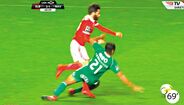 <strong>Jorge Faustino (ERRADO)</strong><br /><br /><strong>para expulsão.</strong> Leandrinho rasteira Rafa, desequilibrando-o, em situação enquadrável em clara oportunidade de golo. Lei da vantagem não se aplica. Deveria ter sido assinalada falta e exibido vermelho<br /><br /><strong>MARCO FERREIRA (CERTO)</strong><br /><br /><strong>lei da vantagem.</strong> Rafa sofre falta, mas prossegue jogada prometedora. Árbitro aplica bem a lei da vantagem, não voltando atrás porque a mesma concretizou-se. Não há advertência porque o médio não trava a jogada