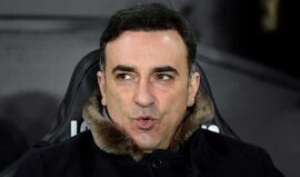 Carvalhal: «Depois dos dois golos fechámos as portas e as janelas»
