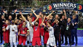 Benfica dá os parabéns a 