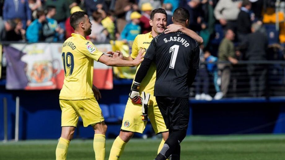 Asenjo defendeu dois penáltis e Kepa um nos triunfos de Villarreal e Athletic
