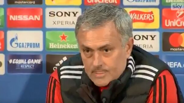 Mourinho a arrasar Frank de Boer: 3, 2, 1... já está!