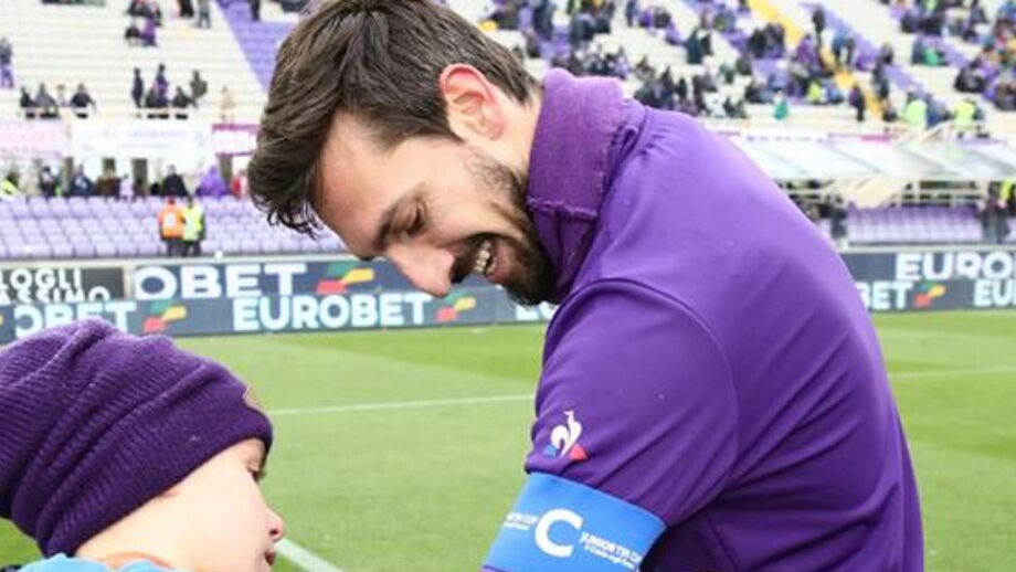 Mundo do desporto chora morte do capitão da Fiorentina