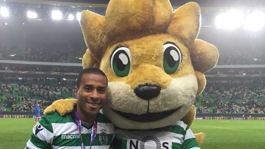 Nélson Évora homenageado em Alvalade