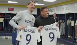 Ronaldo foi visitar Ibrahimovic ao LA Galaxy e já queriam ficar com ele também