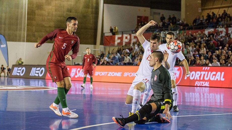 Portugal derrota Sérvia com reviravolta