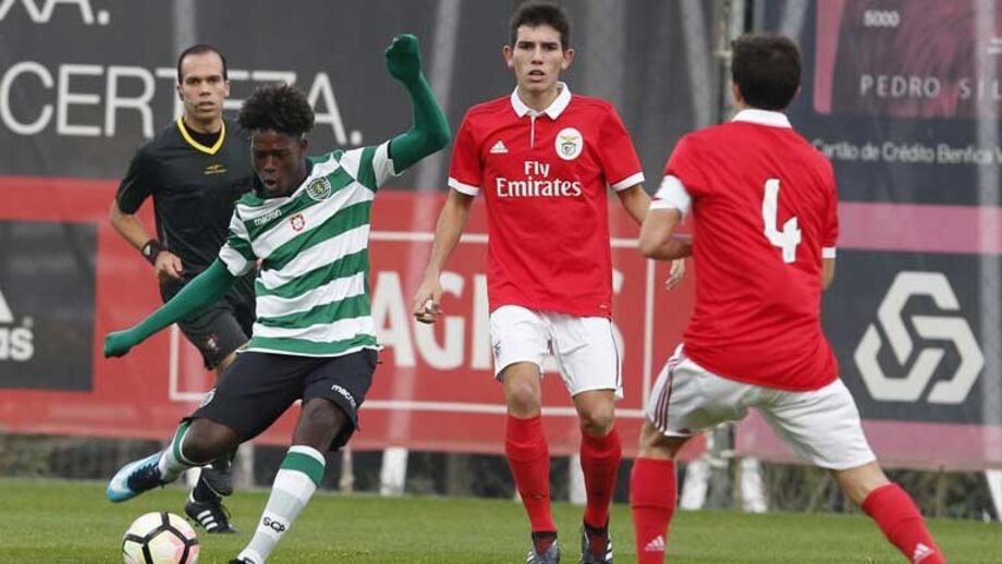 Benfica e Sporting empatam no Seixal