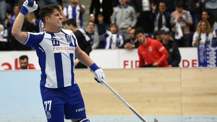 FC Porto vence OC Barcelos (7-4) e pressiona líder Sporting