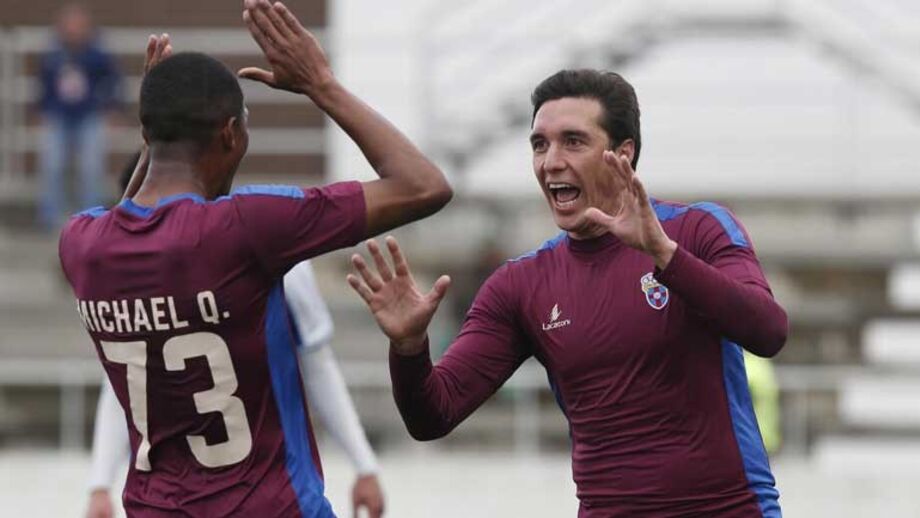 Real-Cova da Piedade, 2-3: Três golos em seis minutos condenam visitados
