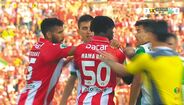 <strong>Jorge Faustino - Bem (CERTO)</strong><br /><br />
<div>Conflito que envolveu vários jogadores. Tiago Martins optou, corretamente, por exibir cartão amarelo aos que mais se evidenciaram: Baldé e Acuña<br /><br /><strong>Marco Ferreira - Bem resolvido (CERTO)</strong><br /><br />O árbitro puniu bem o comportamento antidesportivo com a exibição de amarelos a Acuña e Mama Baldé </div>