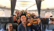 Violinista acalma passageiros após aterragem de emergência no Porto