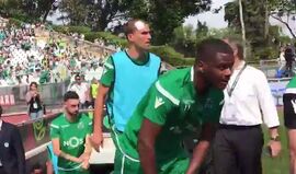 Bas Dost subiu ao relvado com penso na cabeça
