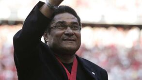 Gil: «Eusébio chamava-me para bater livres no final de cada treino»