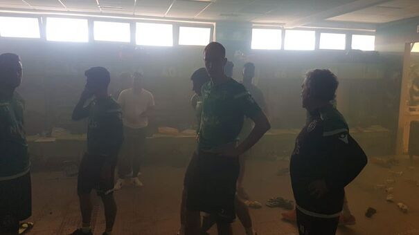 As imagens da destruição no balneário do Sporting e dos ferimentos de Bas Dost e Mário Monteiro